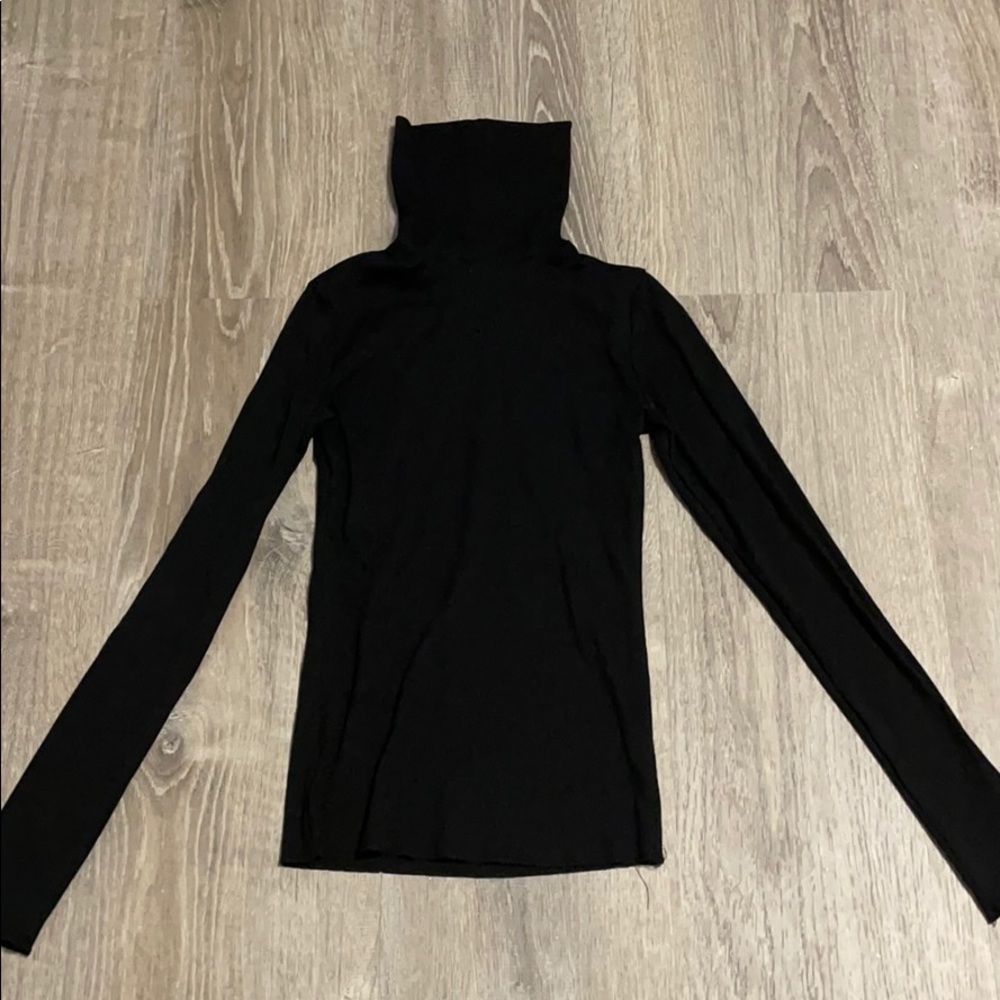 Black ribbed turtleneck
